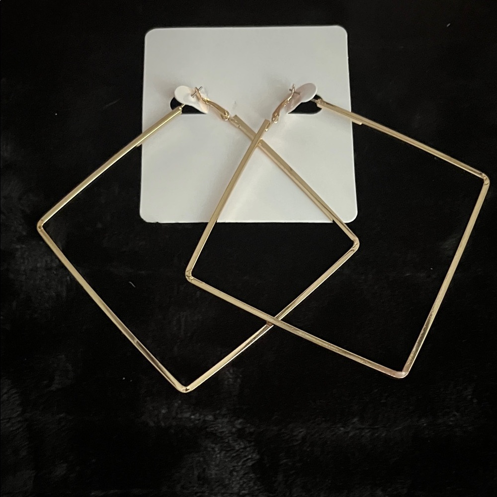 Gold-Tone Square Hoop Earrings - Classic Women Jewelry